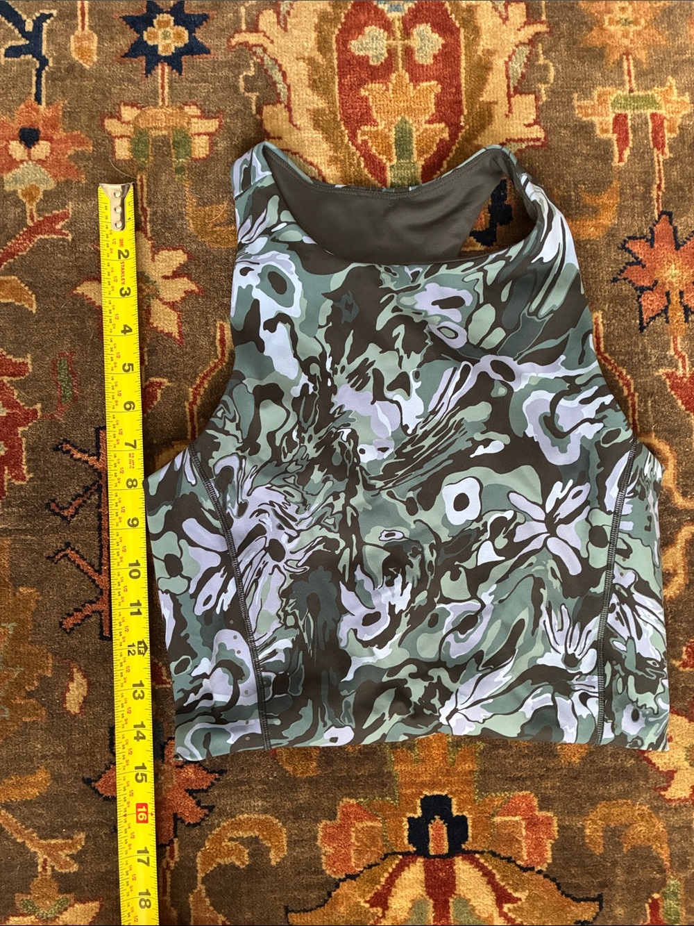 Lululemon High-Neck Cropped Tank Top - Green Floral Camo